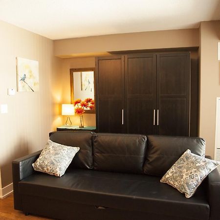 Red Maple Suites - Blue Jays Way Toronto Buitenkant foto