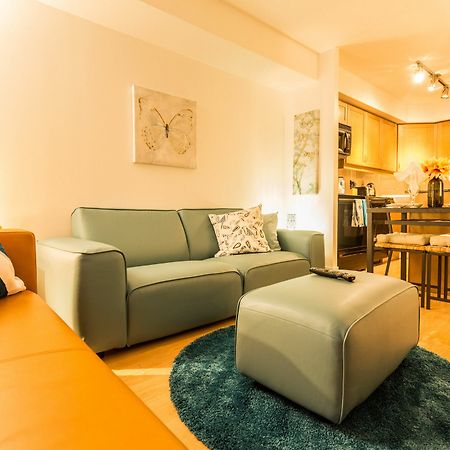 Red Maple Suites - Blue Jays Way Toronto Buitenkant foto
