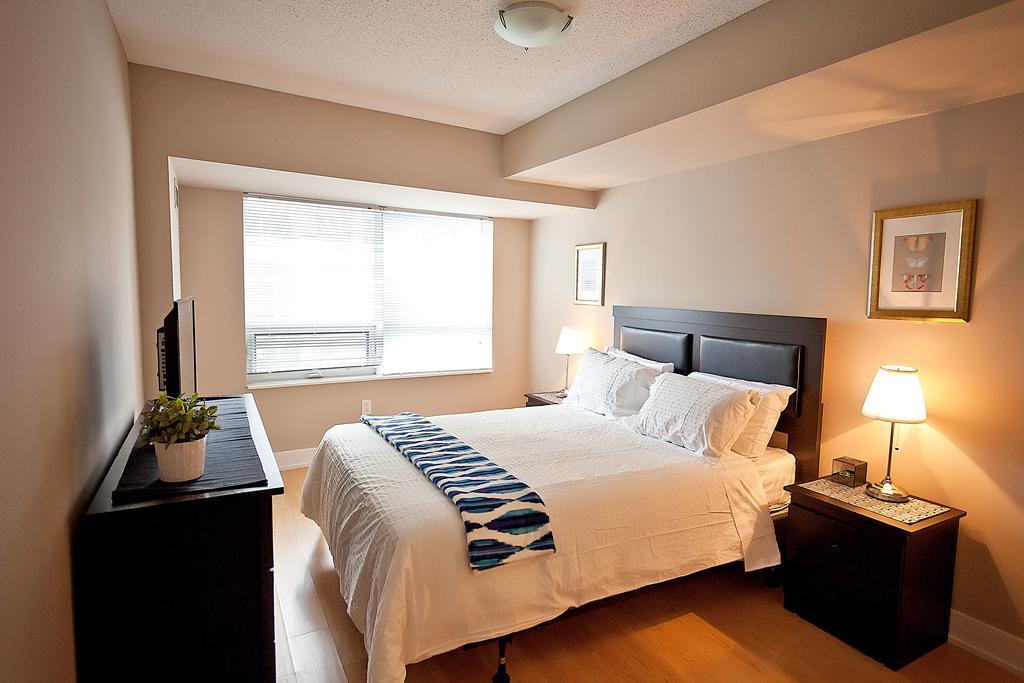 Red Maple Suites - Blue Jays Way Toronto Buitenkant foto