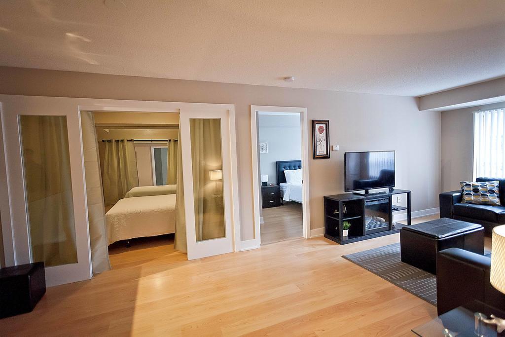 Red Maple Suites - Blue Jays Way Toronto Buitenkant foto
