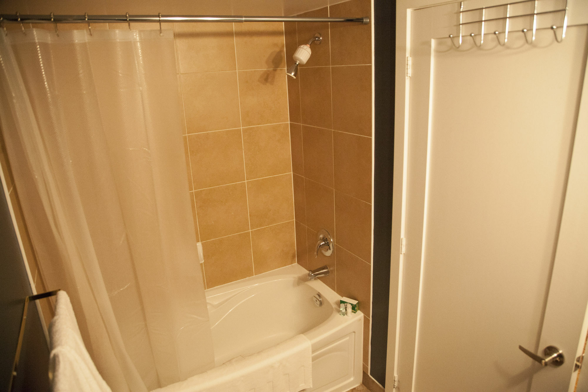 Red Maple Suites - Blue Jays Way Toronto Buitenkant foto